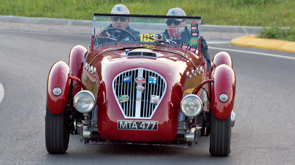 UK car shows 2018: classic car racing